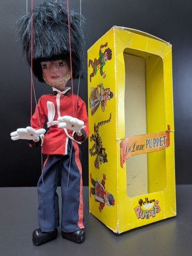 Pelham puppets guardsman - pelham,